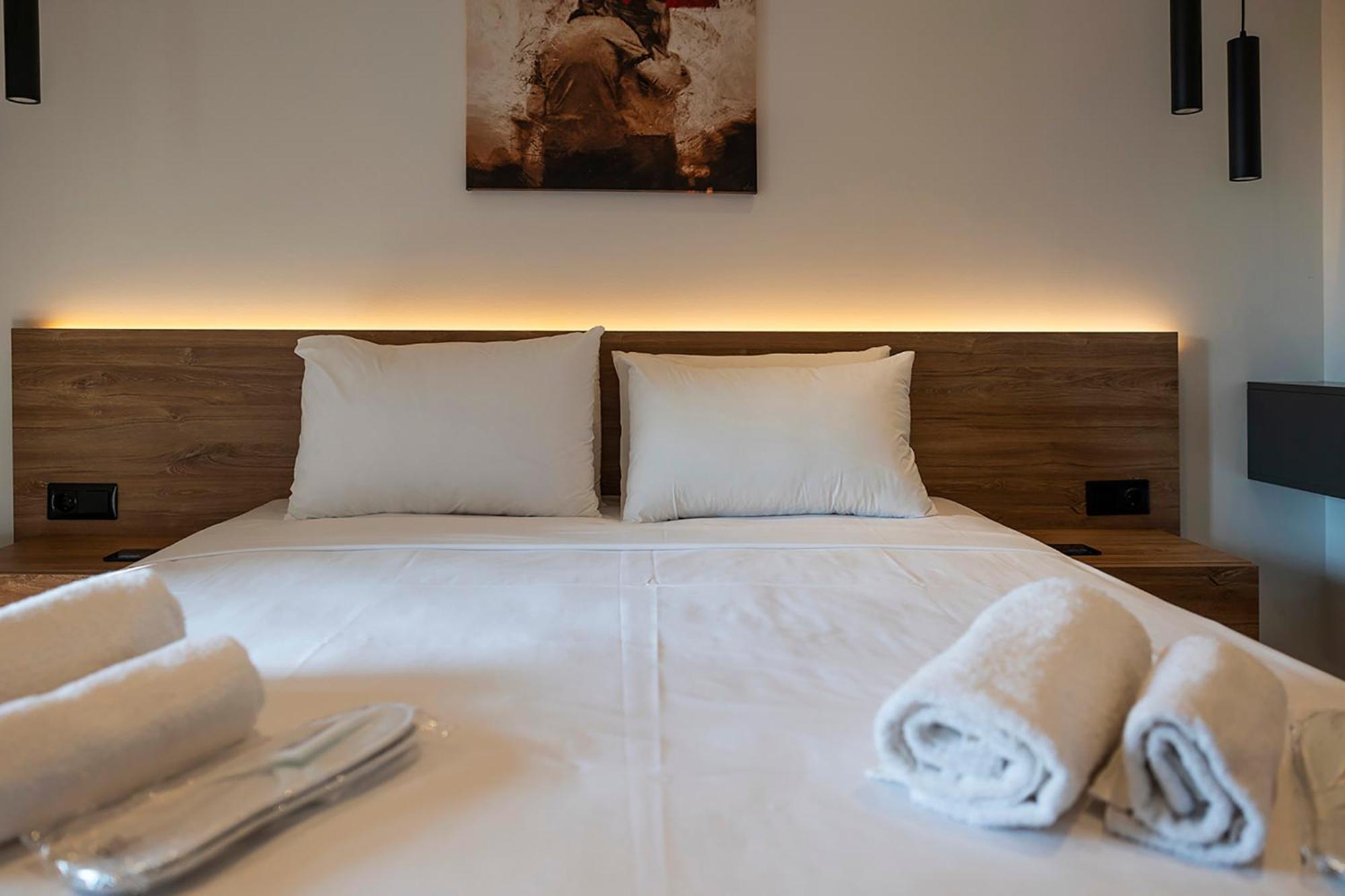 Akira Suites Afytos Luaran gambar