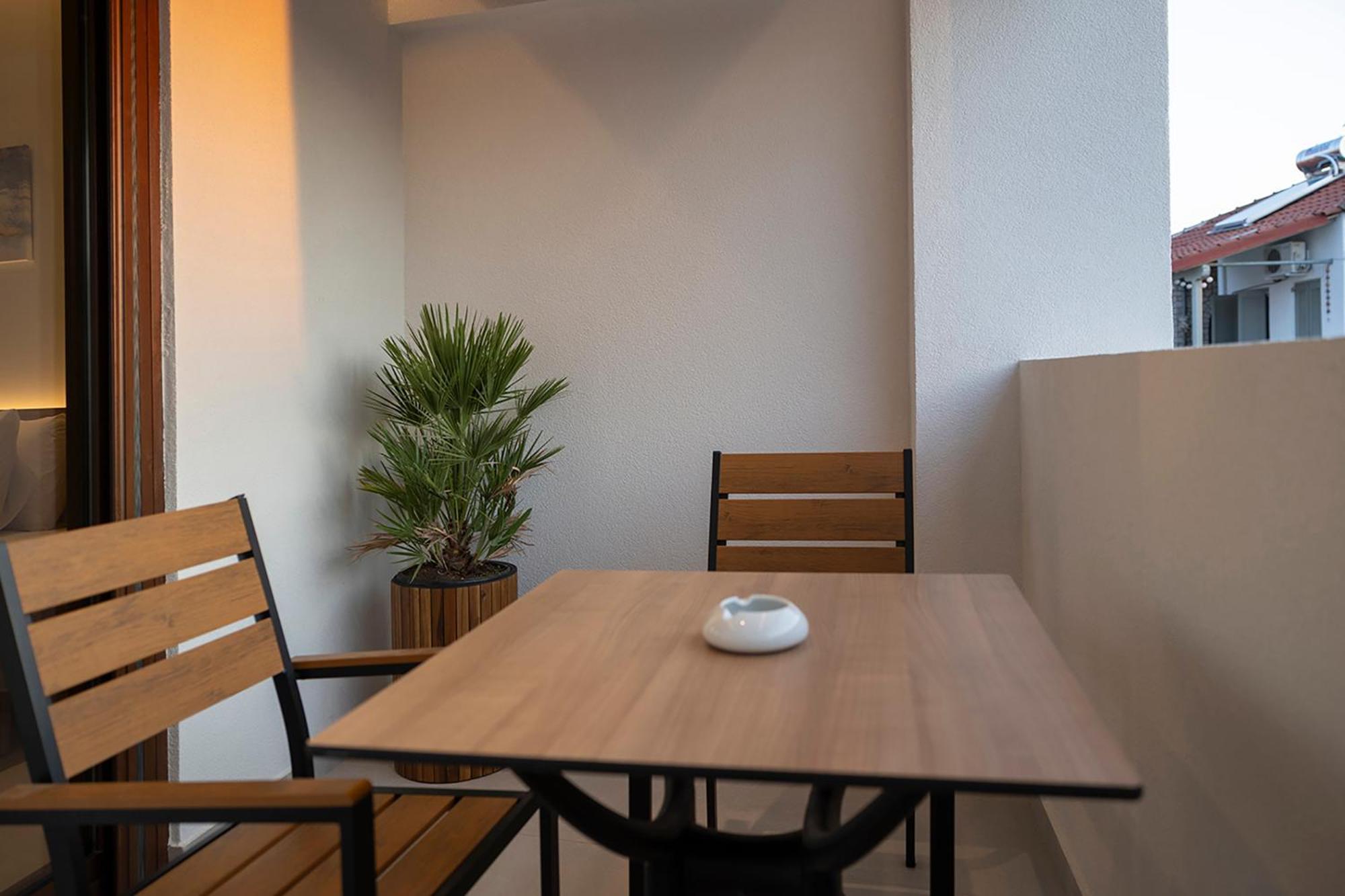 Akira Suites Afytos Luaran gambar